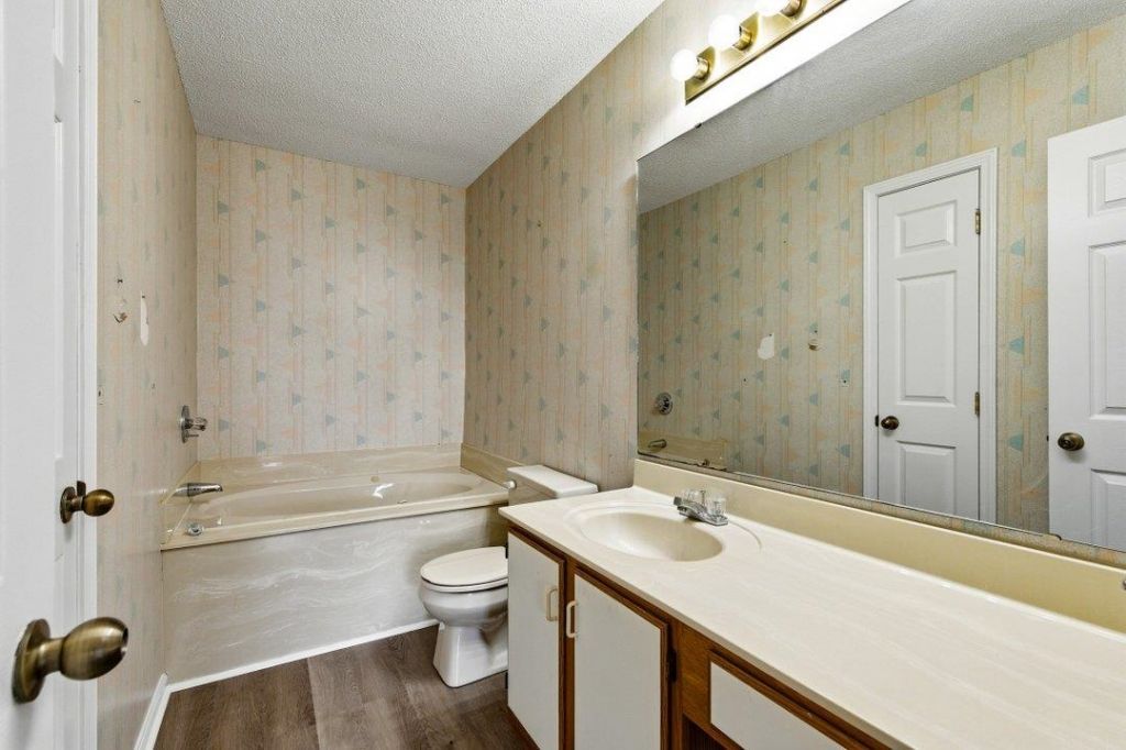 1095 W Plantation Dr. W  Photo 15