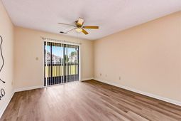 1095 W Plantation Dr. W  photo 4
