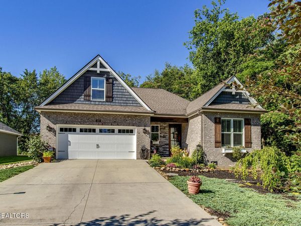 167 Tsuhdatsi Way, Loudon, TN 37774