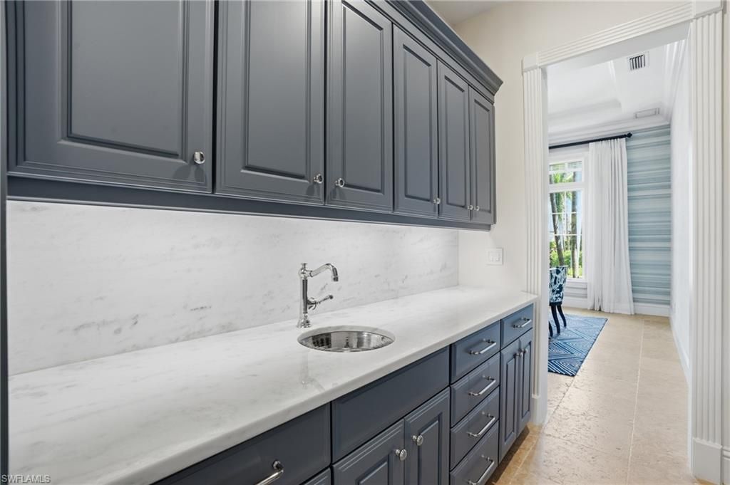 160 16th Ave S, Naples, FL 34102 Photo