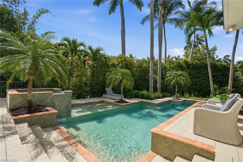 160 16th Ave S, Naples, FL 34102 Photo