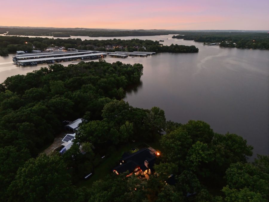 Property Image 100