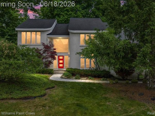25626 Gina Court, Novi, MI 48374