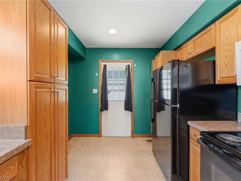 4807 Willowbrook Drive , Mentor, OH 44060 Photo 14