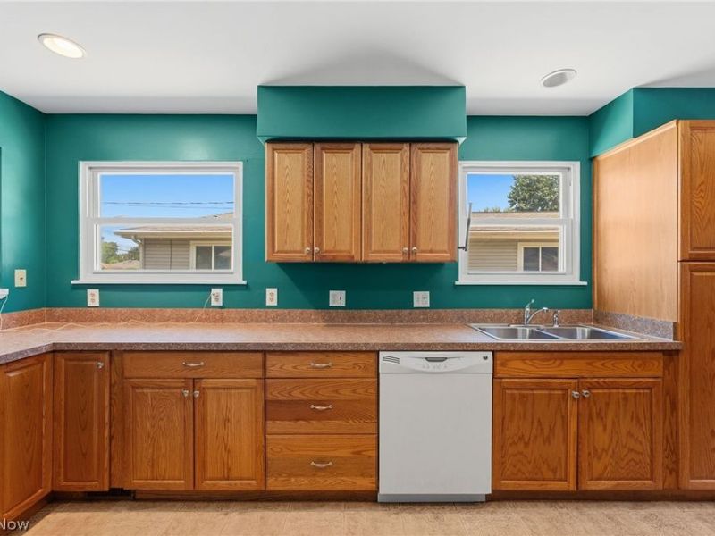 4807 Willowbrook Drive , Mentor, OH 44060 Photo 15