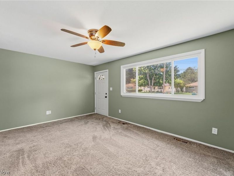 4807 Willowbrook Drive , Mentor, OH 44060 Photo 5