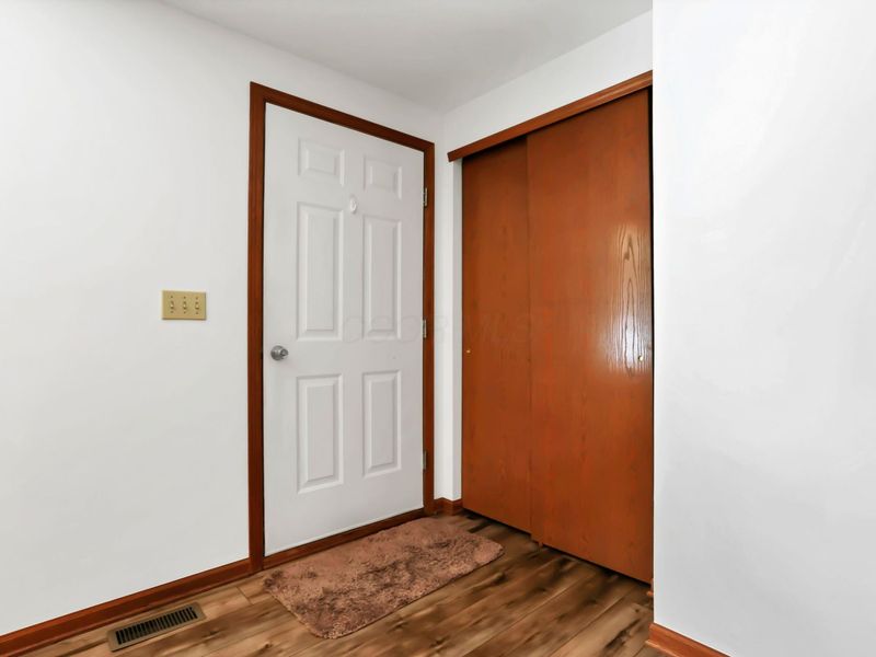 5400 Chestnut Hills Road NE, Newark, OH 43055 Photo 6