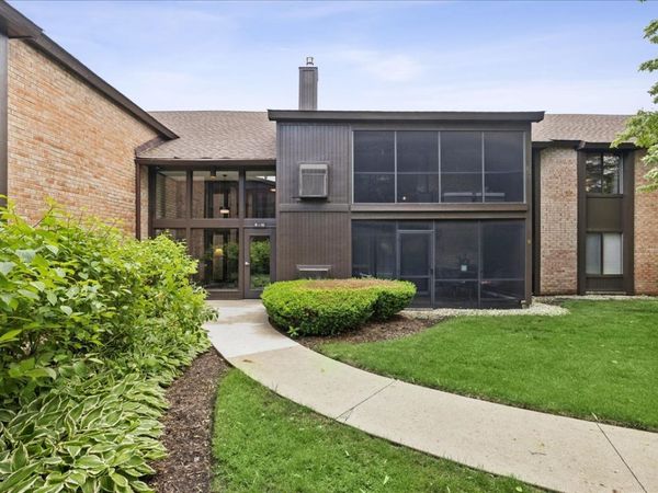 720 Saint Andrews Lane , Unit 13, Crystal Lake, IL 60014