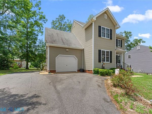 112 Central Parkway , Aylett, VA 23009