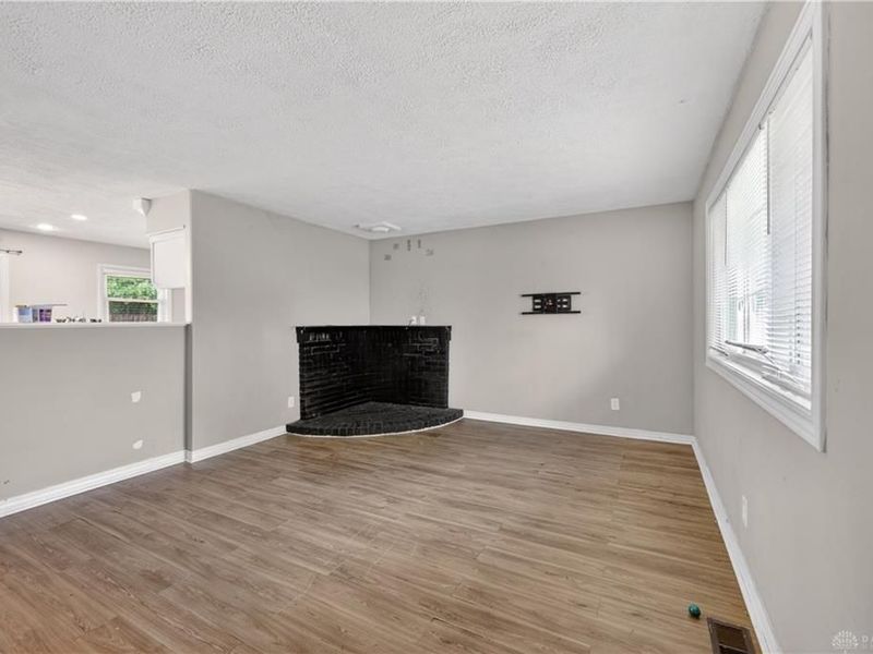 301 Applegate Road, Dayton, OH 45322 Photo 3