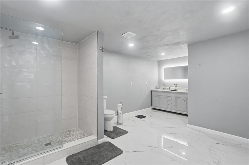 372 Altamont Ave, Fort Myers, FL 33905 Photo