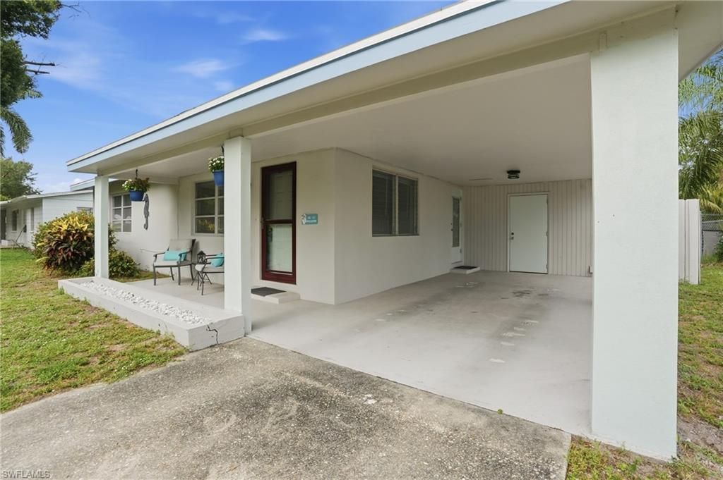 372 Altamont Ave, Fort Myers, FL 33905 Photo