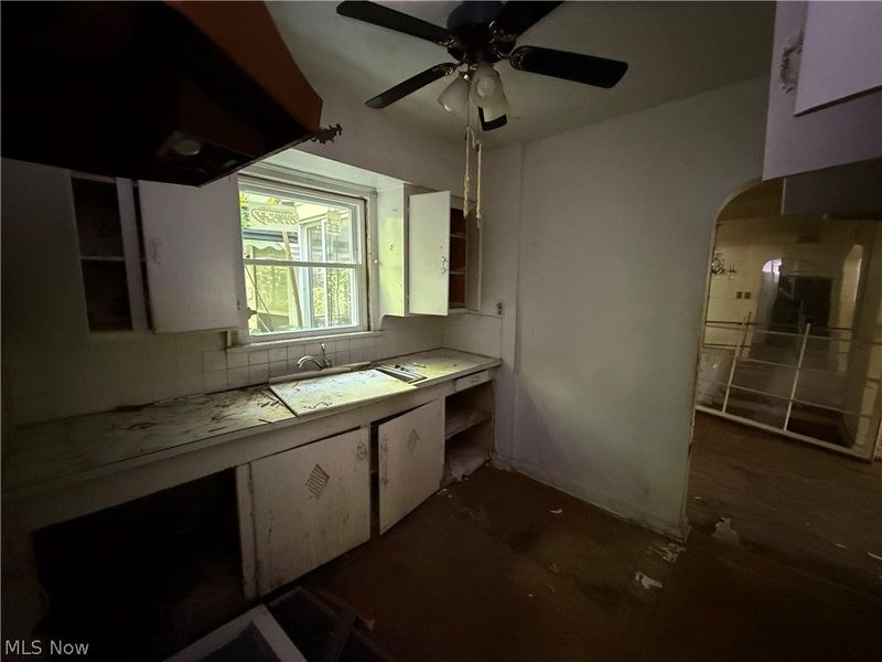 3368 E 149th Street , Cleveland, OH 44120 Photo 8