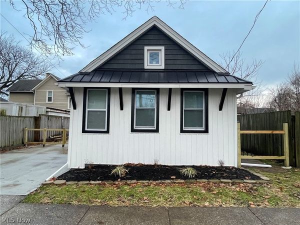 2218 W 30th Street , Cleveland, OH 44113