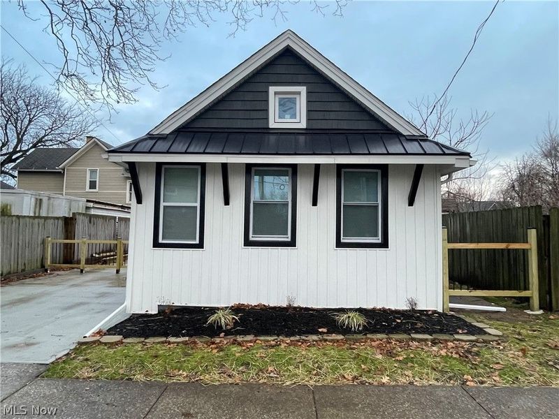 2218 W 30th Street , Cleveland, OH 44113 Photo 1
