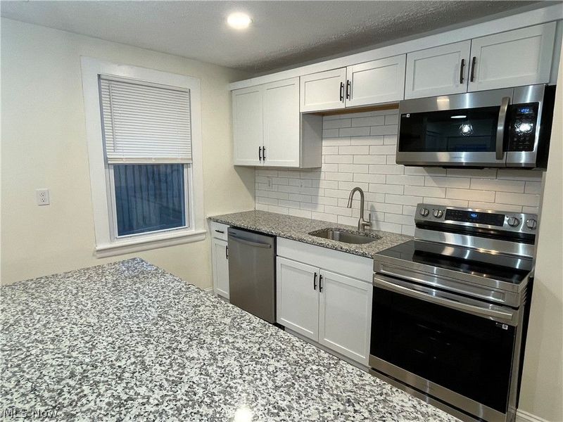 2218 W 30th Street , Cleveland, OH 44113 Photo 11