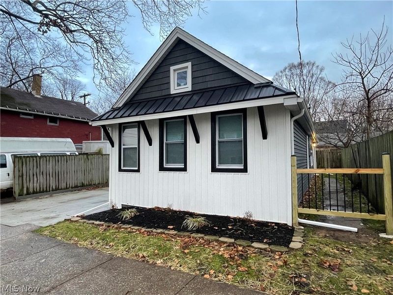 2218 W 30th Street , Cleveland, OH 44113 Photo 3