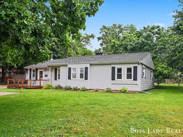3660 Wilson Avenue SW, Grandville, MI 49418