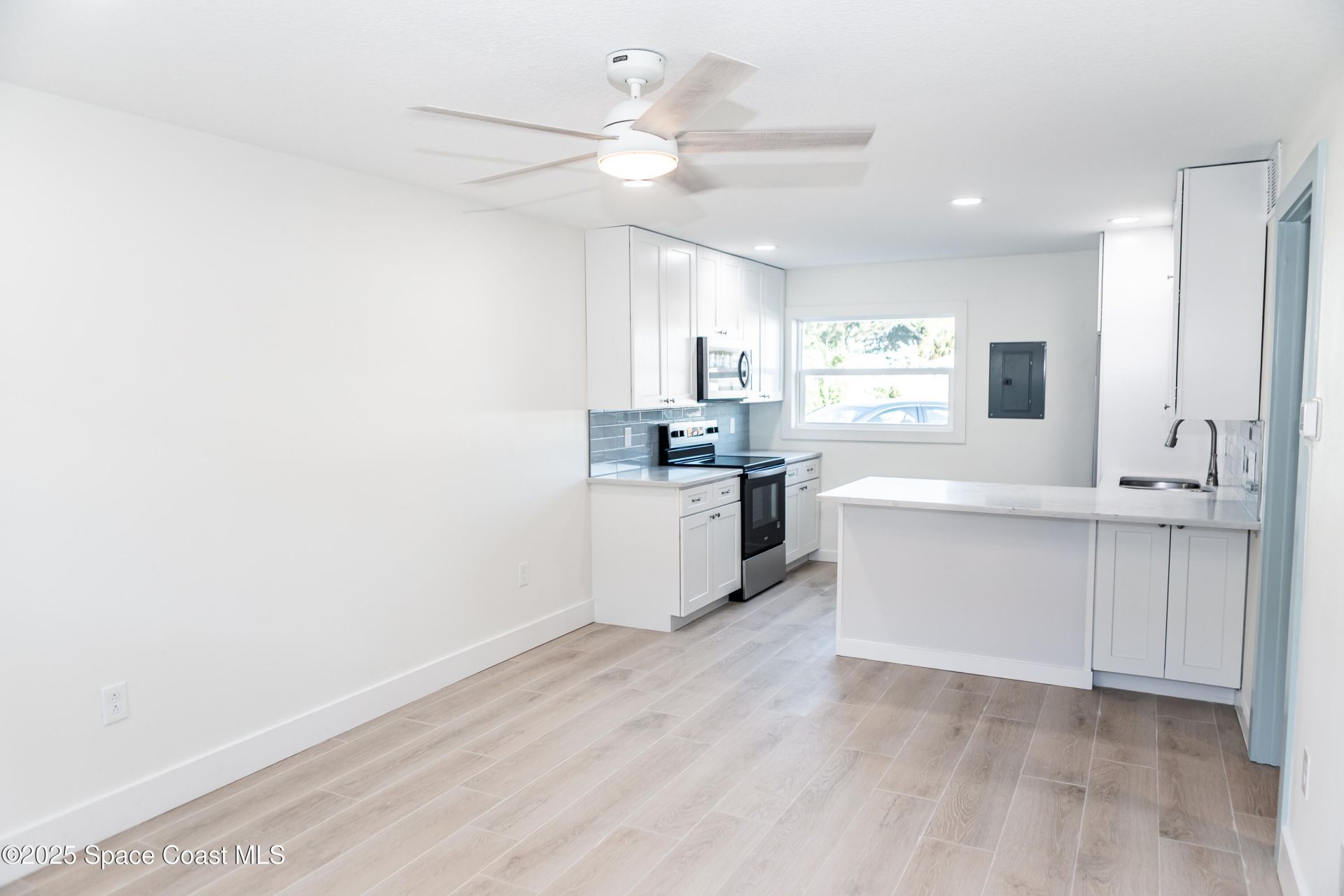 7165 Ridgewood Avenue , Unit Unt3, Cape Canaveral, FL 32920 Photo