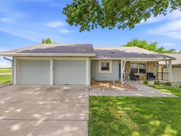 8200 E 189th Terrace, Belton, MO 64012