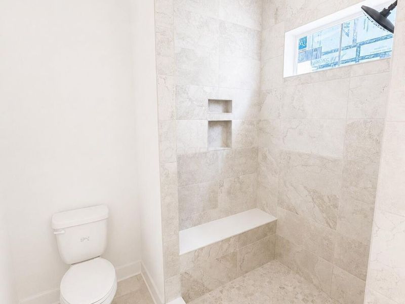 2048 Leopold Drive , Lewis Center, OH 43035 Photo 7