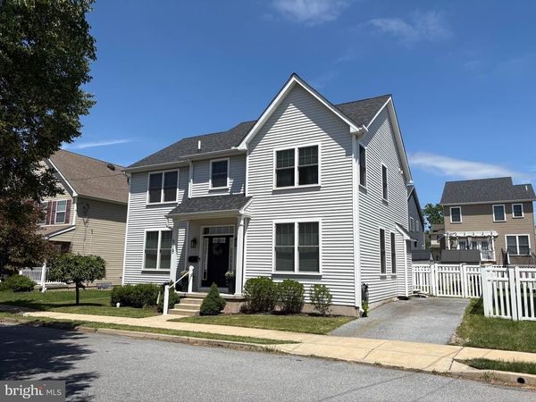 515 RHOADES STREET, PHOENIXVILLE, PA 19460