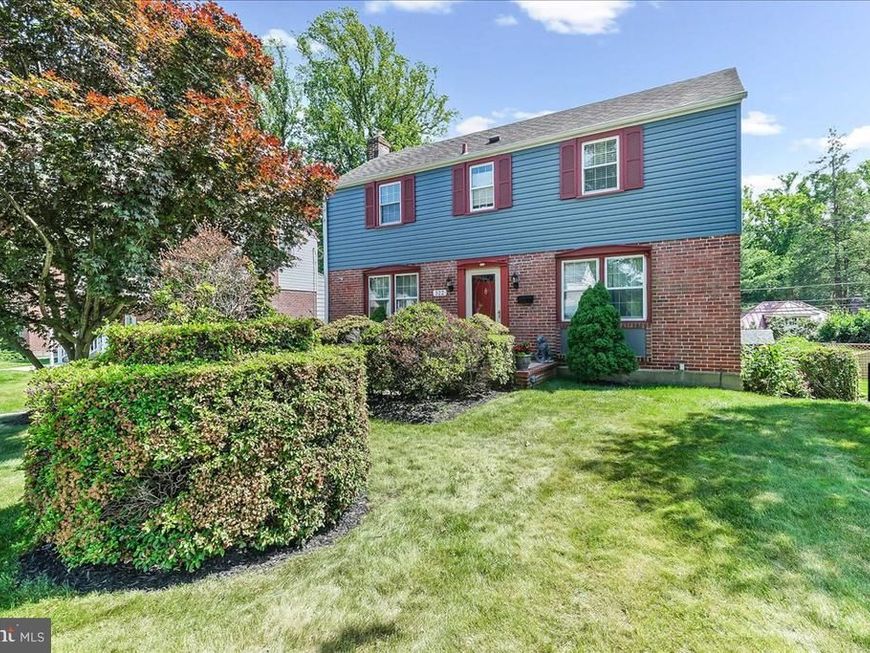 322 Twin Oaks Drive , Havertown, PA 19083 Main Photo
