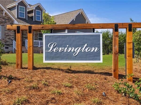 107 Caladon Drive , Stokesdale, NC 27357