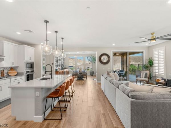 14 Autumn Palm Avenue, Henderson, NV 89011