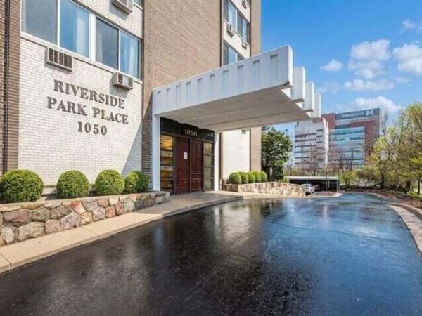1050 Wall, Unit 3B, Ann Arbor, MI 48105