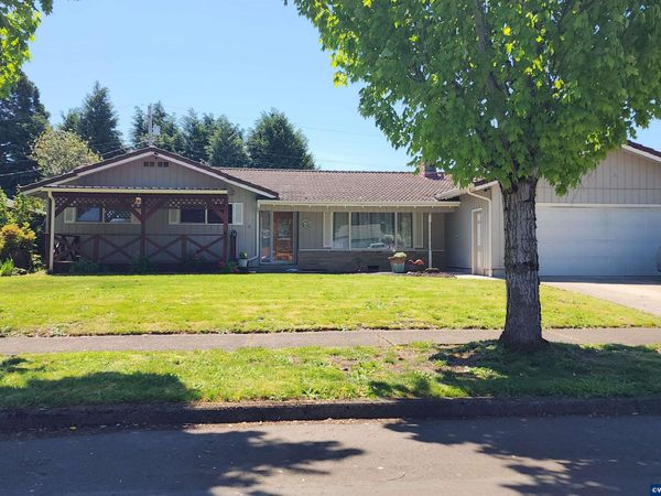 810 Ivy Wy NE, Keizer, OR 97303