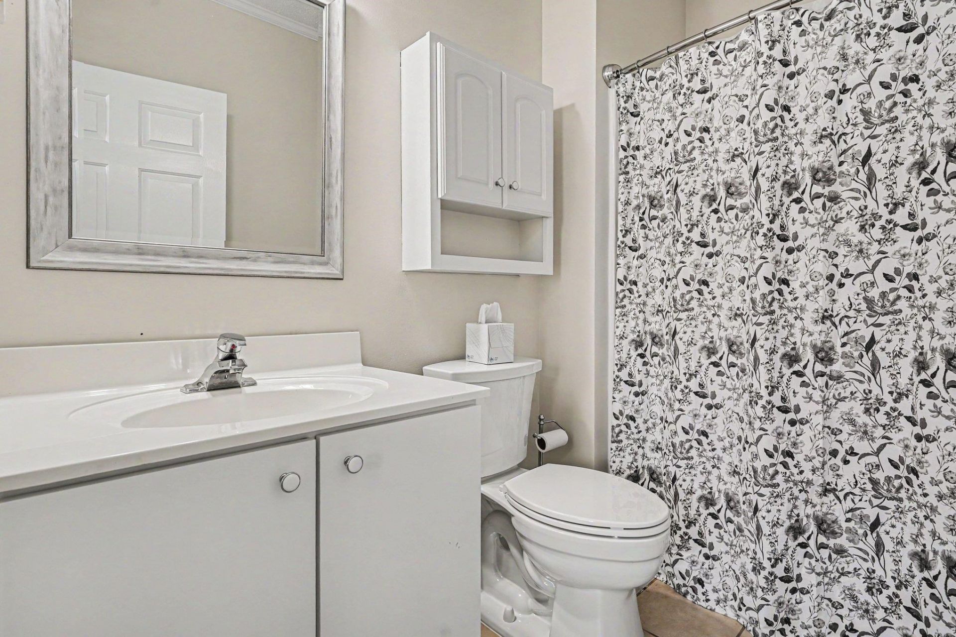 5750 Oyster Catcher Dr. Photo 18
