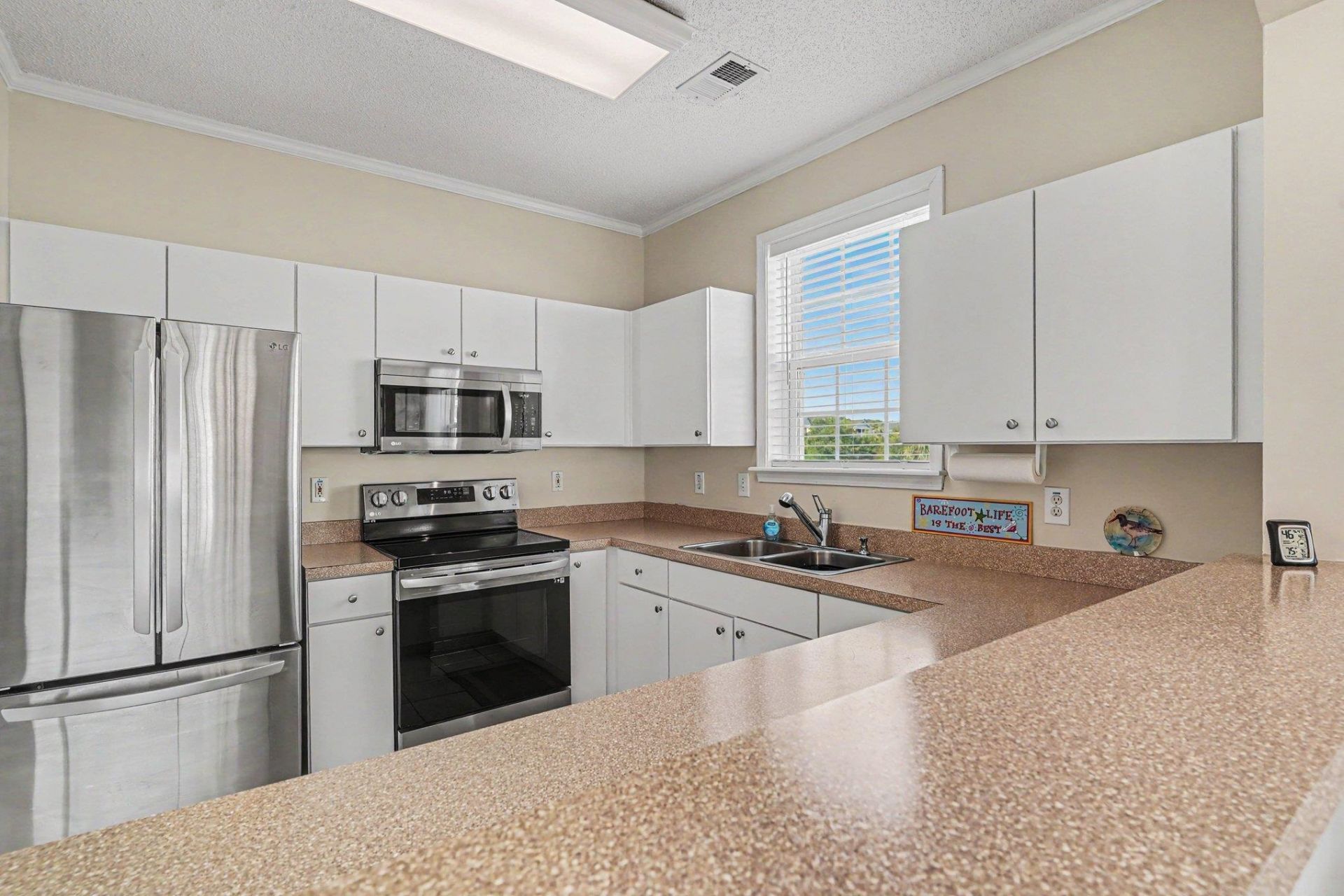 5750 Oyster Catcher Dr. Photo 8