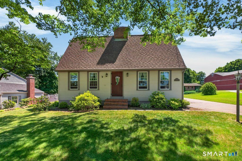57 Maplewood, Wallingford, CT 06492 Main Photo