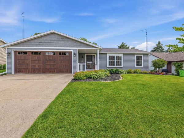 405 Eilbes Avenue, Beaver Dam, WI 53916