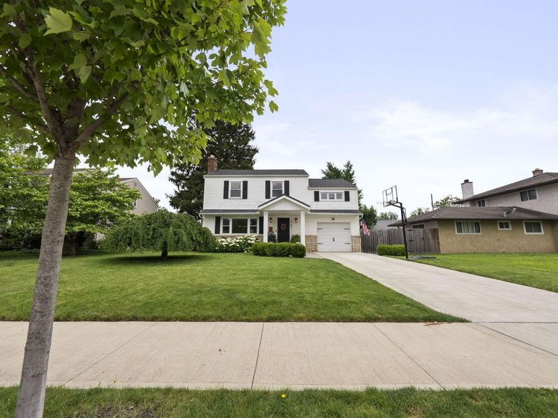 2704 Brandon Road, Upper Arlington, OH 43221 Photo 2