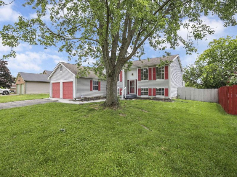 357 Old Ranch Court , Galloway, OH 43119 Photo 3