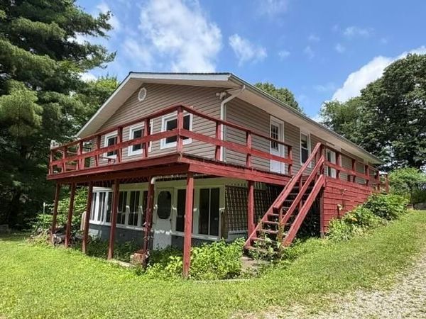 12208 Fairview Road , Newark, OH 43055