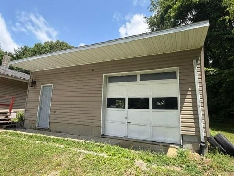 12208 Fairview Road , Newark, OH 43055 Photo 6