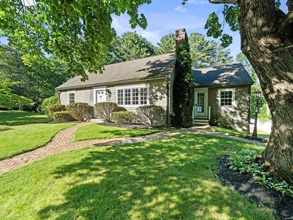 158 King St, Groveland, MA 01834