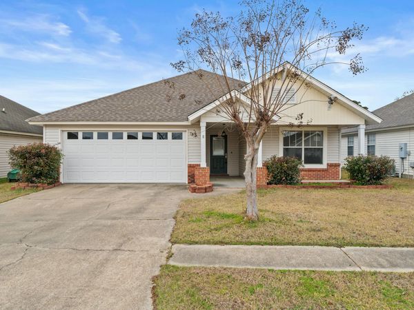 8 S Village Ln., Petal, MS 39465