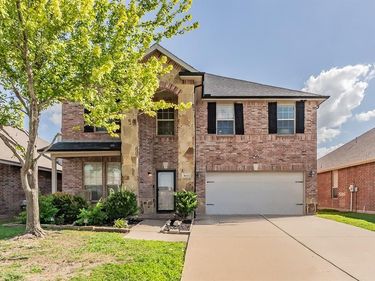 5933 Misty Breeze Drive , Fort Worth, TX 76179
