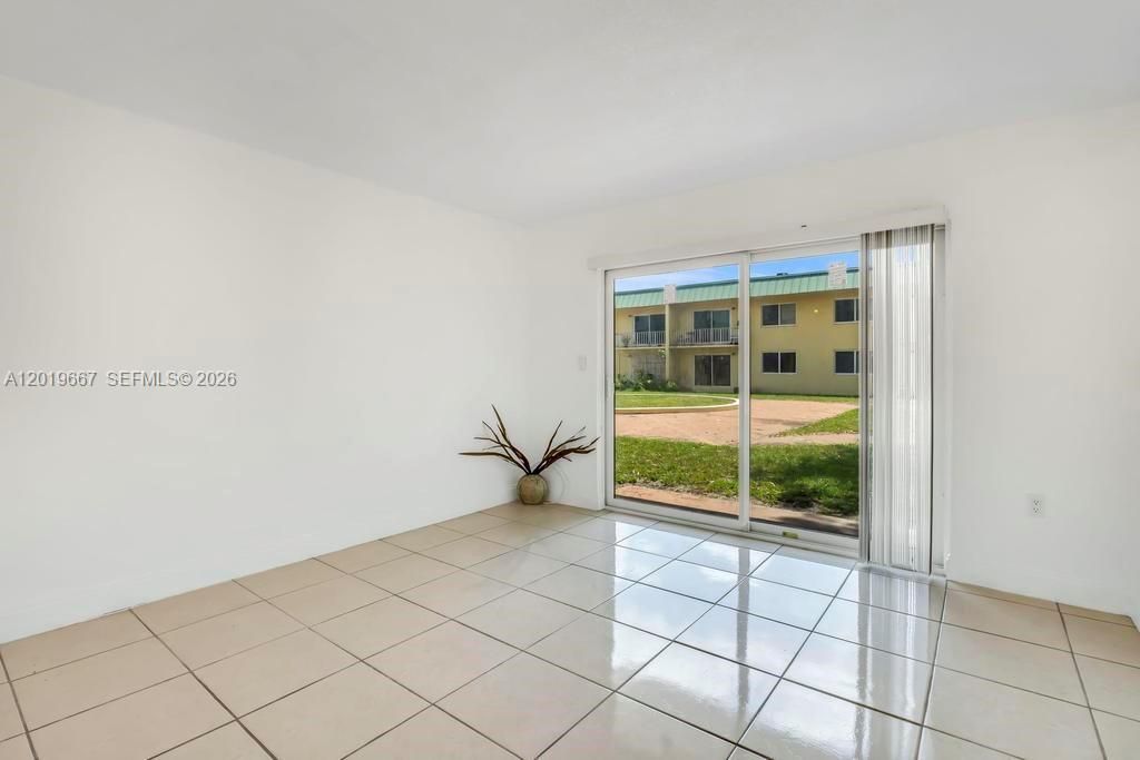 505 NW 177th St , Unit 136, Miami Gardens, FL 33169 Photo