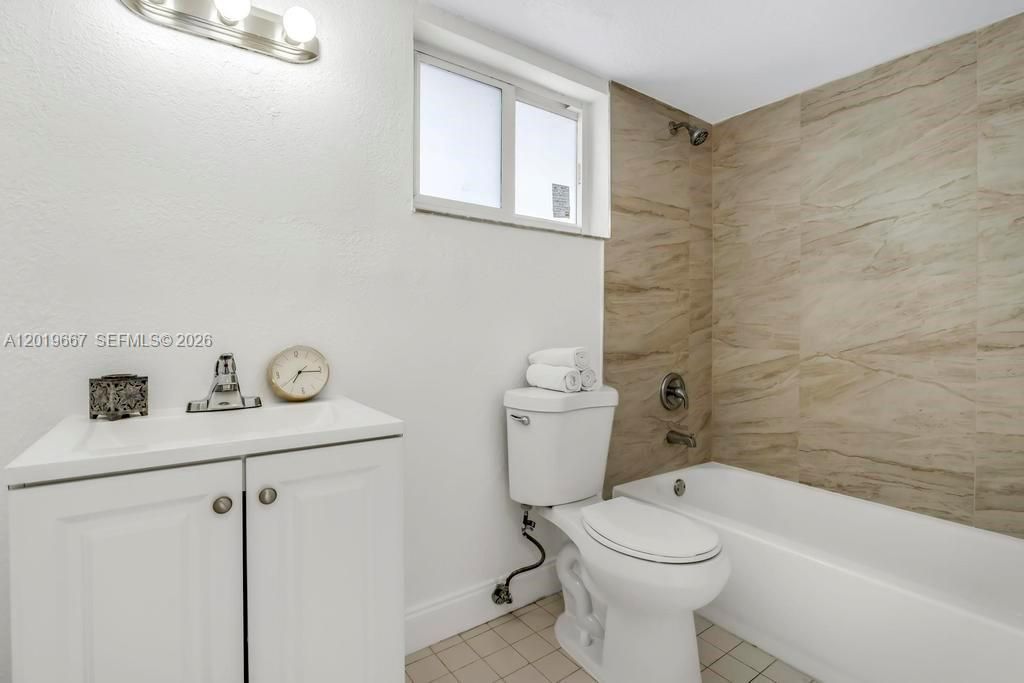 505 NW 177th St , Unit 136, Miami Gardens, FL 33169 Photo