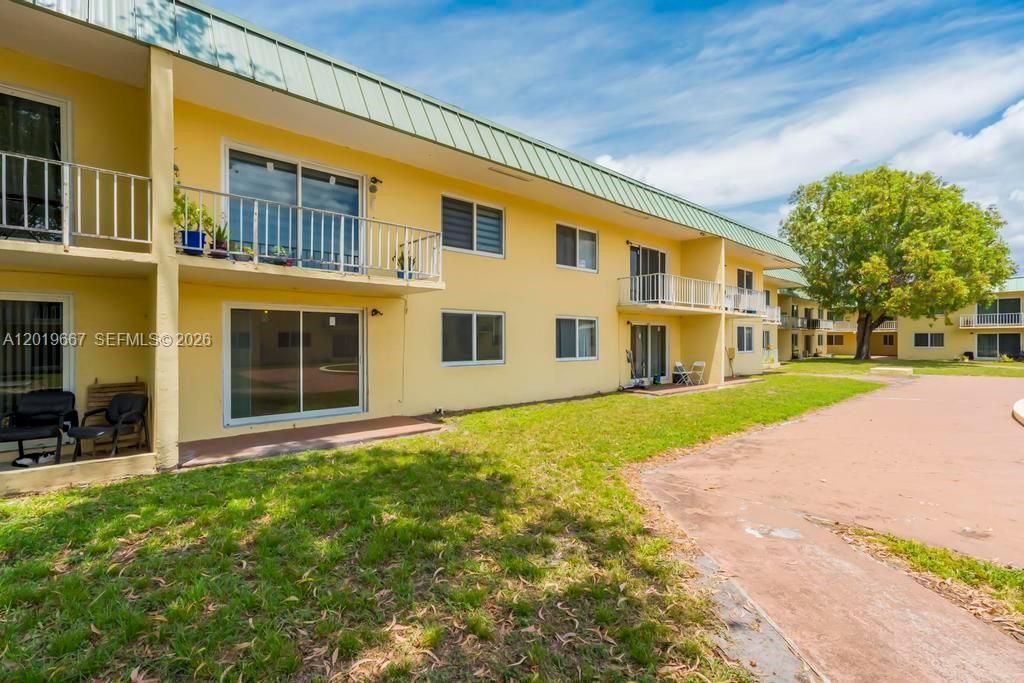 505 NW 177th St , Unit 136, Miami Gardens, FL 33169 Photo