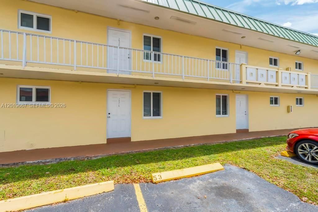 505 NW 177th St , Unit 136, Miami Gardens, FL 33169 Photo