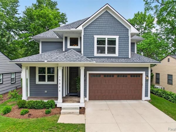 15844 Kirkshire Avenue, Beverly Hills Vlg, MI 48025