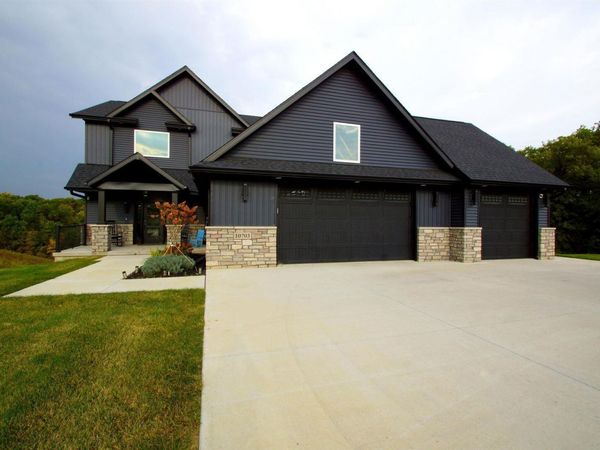 10703 52ND Street Court W, Milan, IL 61264