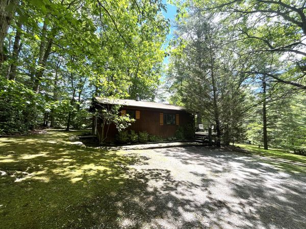 2092 Coleman Cliff Rd, Frankford, WV 24938