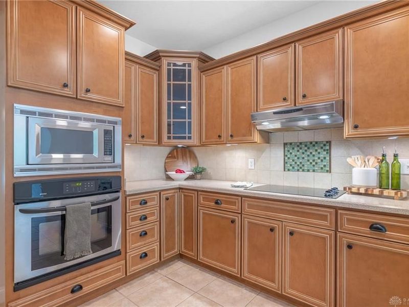 1377 Timshel Street, Sugarcreek Township, OH 45440 Photo 14